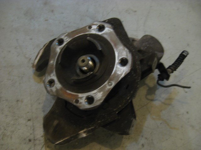99 Porsche BOXSTER Front LH Driver Spindle  R11969
