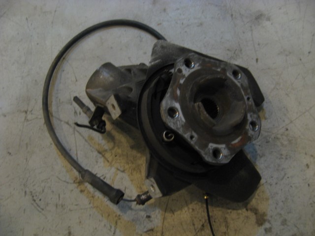 99 Porsche BOXSTER Rear LH Driver Spindle  R11996