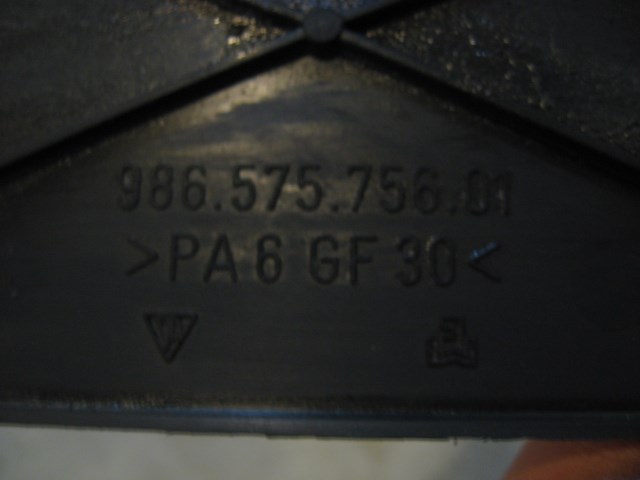 99 Porsche BOXSTER RH Passenger Air Duct Panel 986.575.756.01 R12030