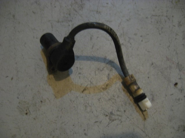 99 Porsche BOXSTER Rear RH Passenger ABS Sensor  R12033