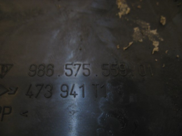 99 Porsche BOXSTER RH Passenger Air Duct 986.575.559.01 R12035