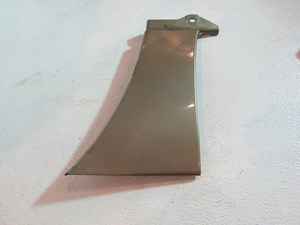 00 Subaru LEGACY Outback RH Fender Trim  R12071