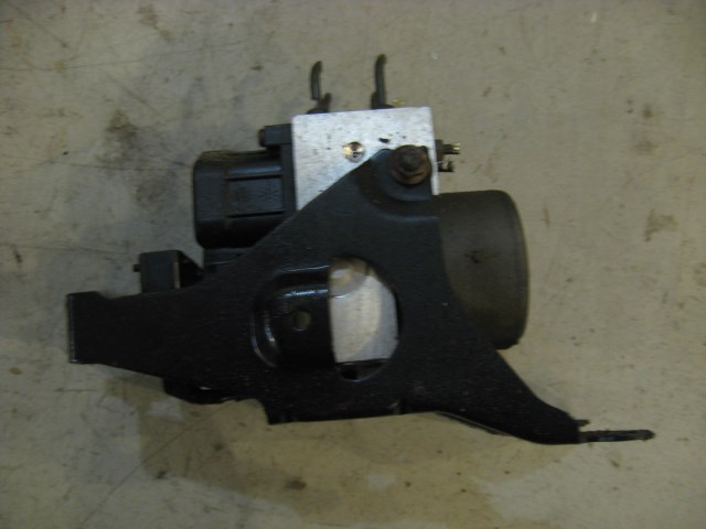 00 Subaru LEGACY ABS Module Pump 27534 AE00A R12094