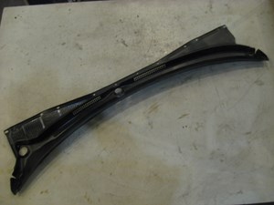 00 Subaru LEGACY Cowl Vent Panel  R12110