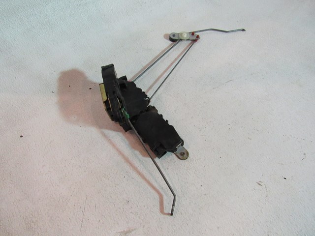 00 Subaru LEGACY Front RH Door Lock Actuator  R12125