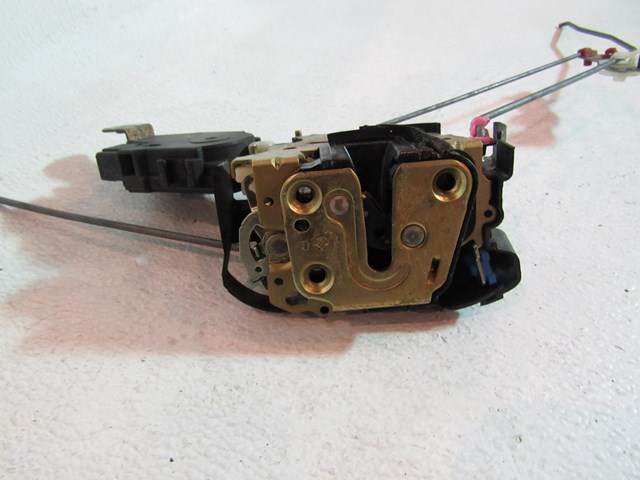 00 Subaru LEGACY Front RH Door Lock Actuator  R12125