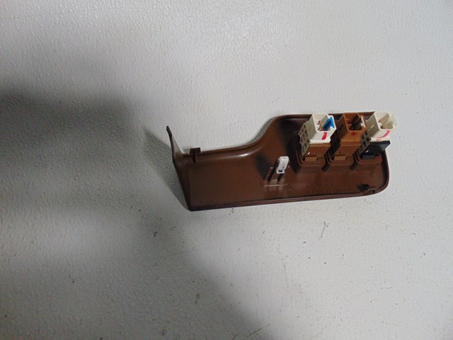 00 Subaru LEGACY Defrost / Cruise Switch Panel  R12150