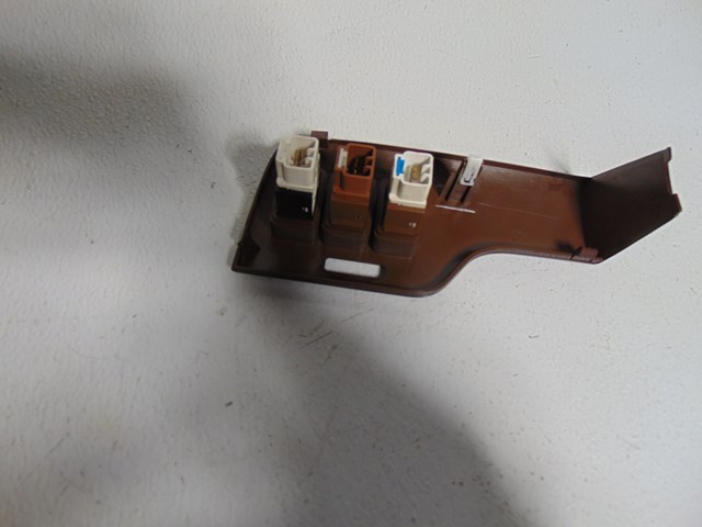 00 Subaru LEGACY Defrost / Cruise Switch Panel  R12150