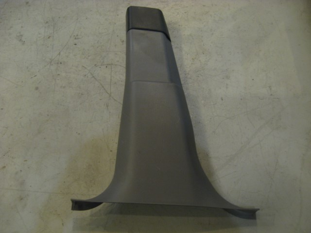 00 Subaru LEGACY LH Lower B Pillar Trim Panel  R12178