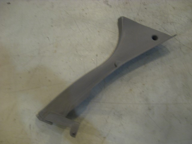 00 Subaru LEGACY Rear RH Lower Seat Trim 94043AE02 R12189