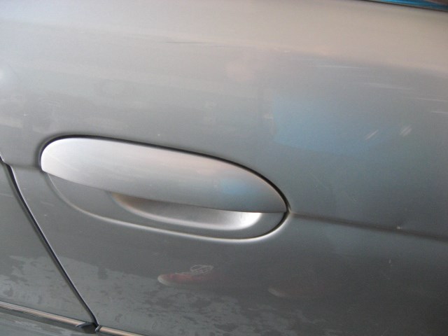 2000 BMW 528i Front RH Door
