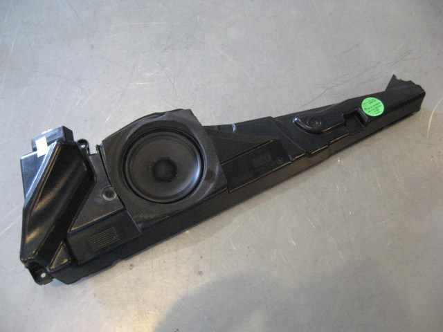 2000 BMW 528i Front RH Door Speaker