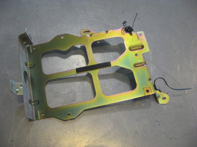 2000 BMW 528i Amplifier Bracket