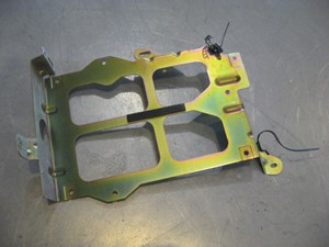2000 BMW 528i Amplifier Bracket
