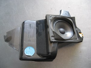 2000 BMW 528i Rear RH Speaker
