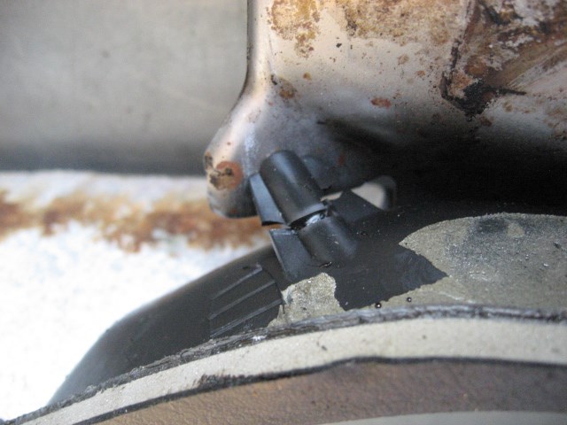 2000 BMW 528i Center Console