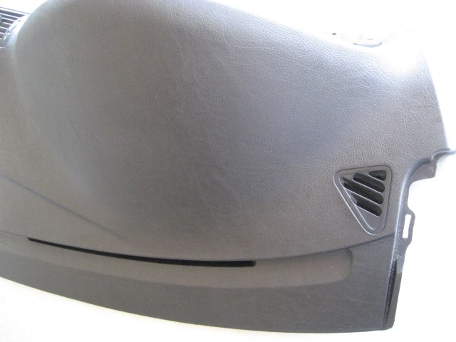 2000 BMW 528i Dashboard Panel
