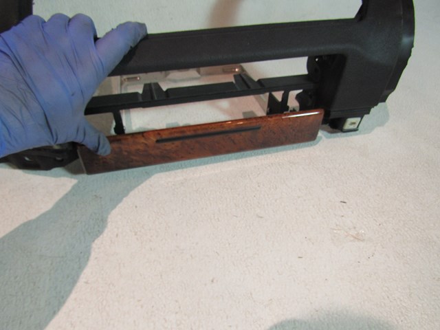 2000 BMW 528i RH Center Dash Trim Panel