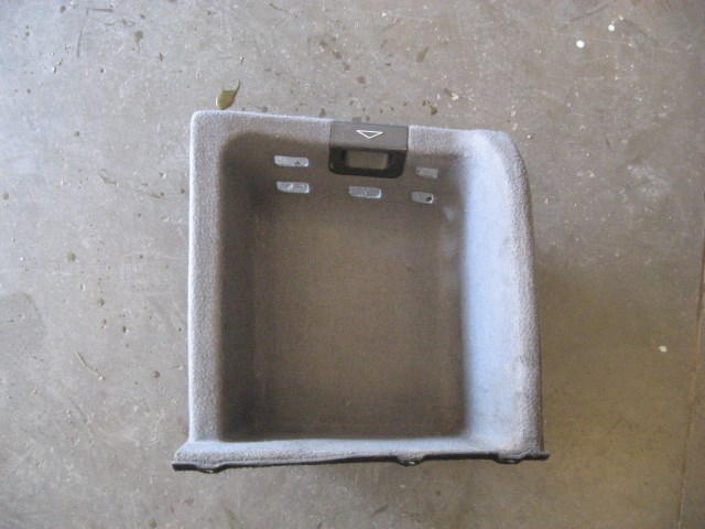 2000 BMW 528i L Removable Trunk Liner