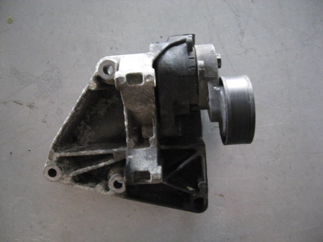 2000 BMW 528i A/C Compressor Bracket with Tensioner