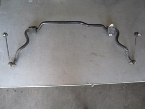 2000 BMW 528i Front Sway Bar With Sway Bar Links