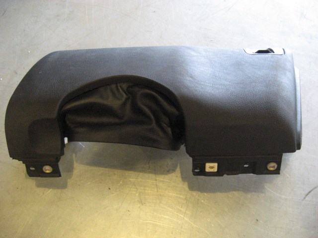 2000 BMW 528i Front LH Knee Bolster