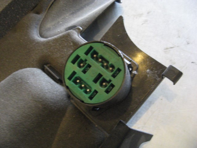 2000 BMW 528i Front RH Under Dash Trim Panel With OBD Port