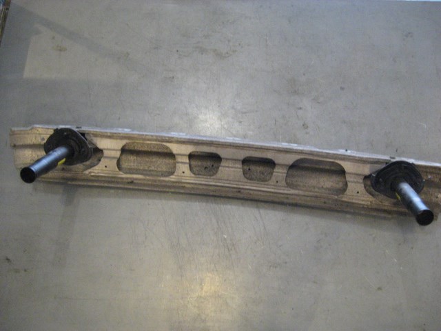 2000 BMW 528i Rear Bumper Reinforcement With Shock Absorbers