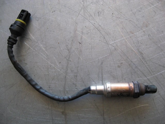 2000 BMW 528i Oxygen Sensor Rear Manifold Sensor 1