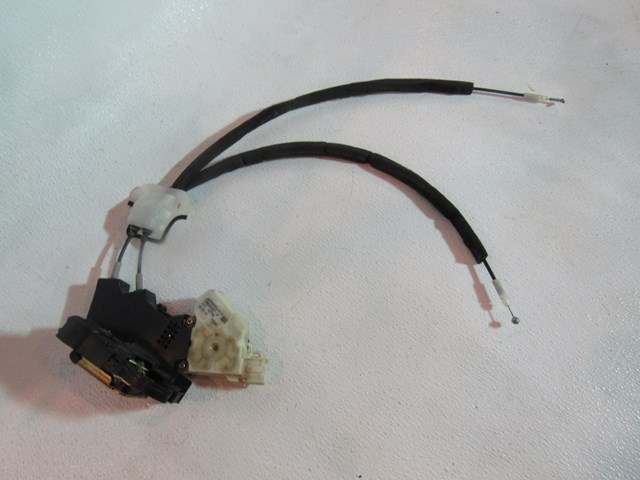 03 04 05 06 07 08 09 Nissan 350z RH Passenger Door Lock Actuator