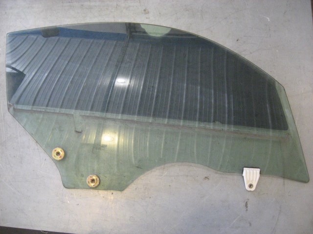 2003 Nissan 350z RH Door Glass