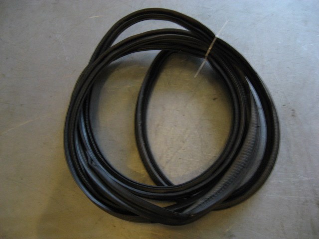 2003 Nissan 350z Hatch Body Seal