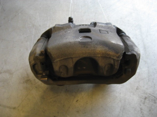 2003 Nissan 350z Front Right Brake Caliper