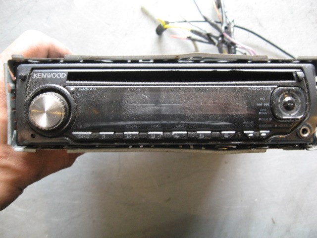 2003 Nissan 350Z Aftermarket Radio Kenwood