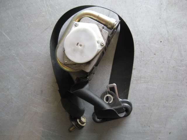 2003 Nissan 350z LH Front Seat Belt