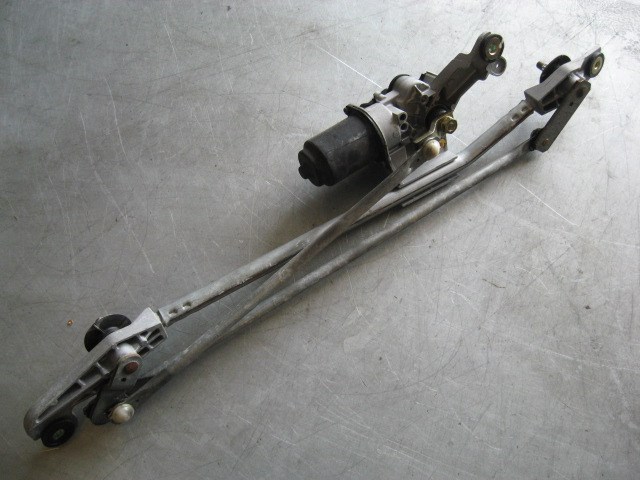 2003 Nissan 350z Wiper Motor With Arms