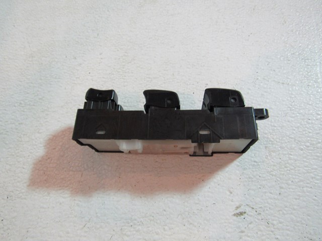 2005 Subaru STI LH Master Door Switch