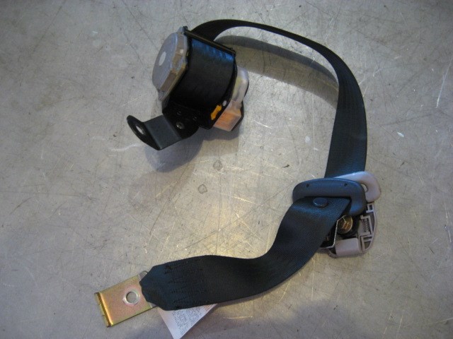 2005 Subaru STI LH Rear Seat Belt