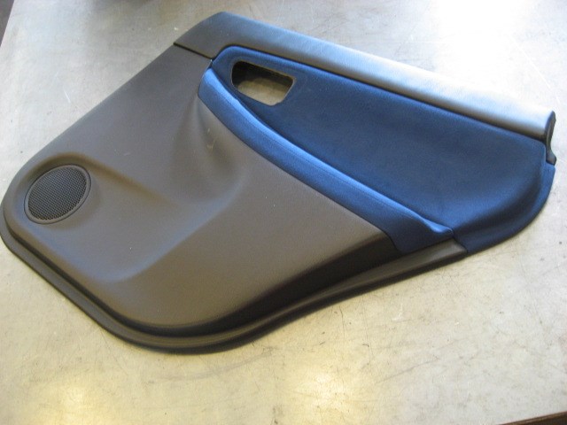 2005 Subaru STI RH Rear Door Panel