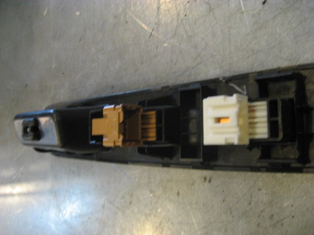 2005 Subaru STI Switch Panel With Switches