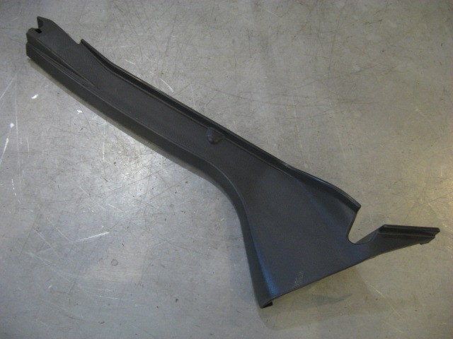 2005 Subaru STI RH Rear Sill Kick Panel