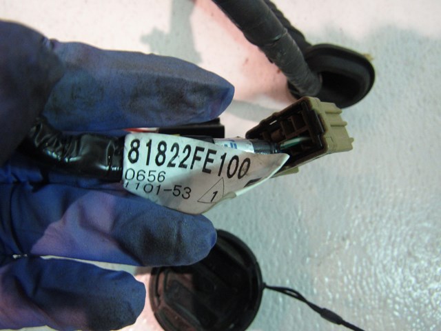 2005 Subaru STI Right Rear Door Harness 81822FE100