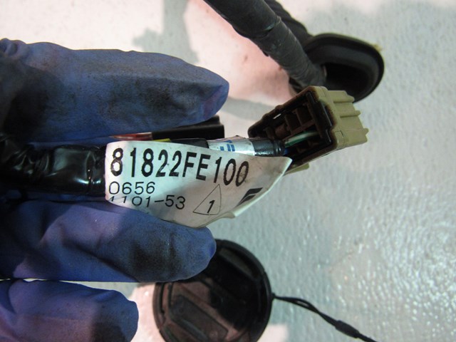 2005 Subaru STI Right Rear Door Harness 81822FE100