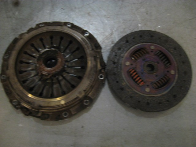 2005 Subaru WRX STI Clutch Assembly W/ Pressure Plate OEM
