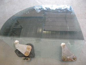 2005 Subaru STI RH Rear Door Glass
