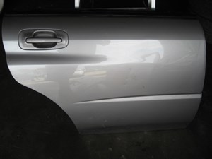 2005 Subaru STI RH Rear Door 