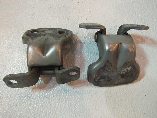 2005 Subaru STI LH Rear Door Hinge