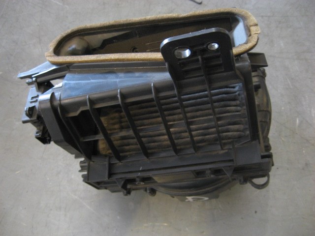 2002 Lexus IS300 Blower Motor/Housing/Flap Control