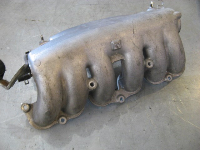 2002 Lexus IS300 Upper Intake Manifold