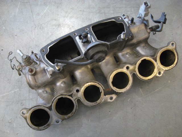 2002 Lexus IS300 Upper Intake Manifold